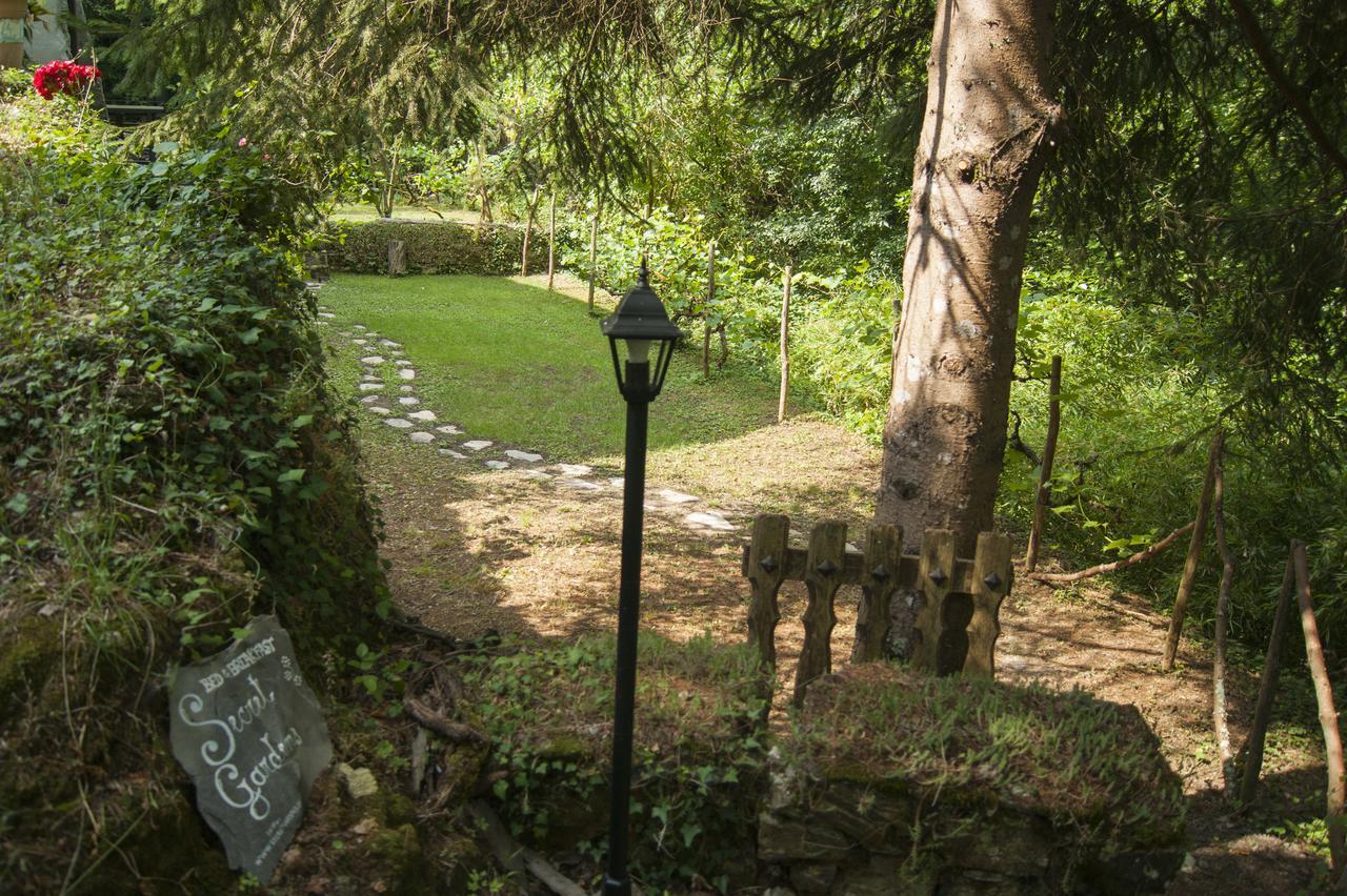 Secret Gardens Acomodação com café da manhã Borgomaro Exterior foto